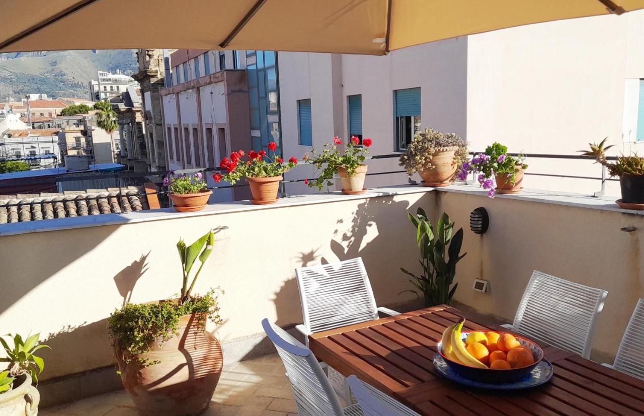 Terrace With View Attic In Old Town Ballarhome Palermo Exterior foto